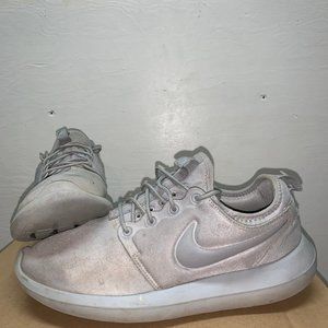 Nike Roshe 2.0 triple grey size 10.5